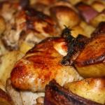 Запечённый картофель в духовке с курицей и сыром Курица с картошкой в духовке – рецепт